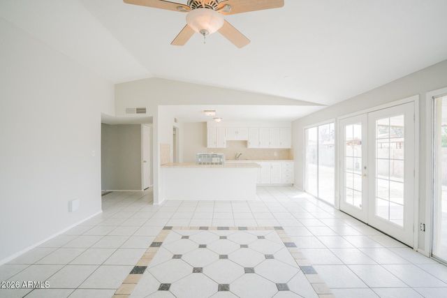 8017 W MEADOWBROOK Avenue, Phoenix, AZ 85033