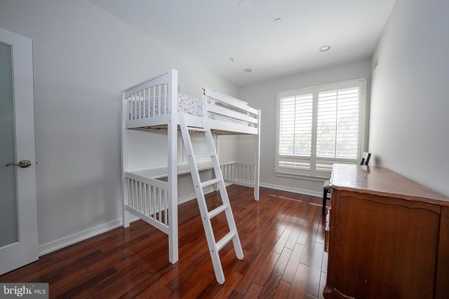 601 POPLAR ST, Philadelphia, PA 19123