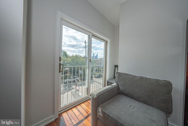 601 POPLAR ST, Philadelphia, PA 19123