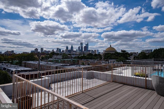 601 POPLAR ST, Philadelphia, PA 19123