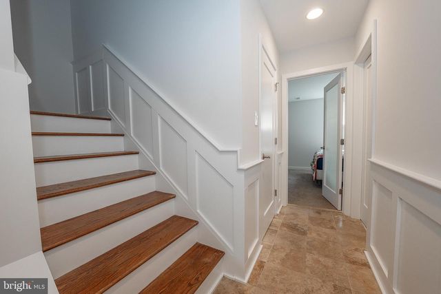 601 POPLAR ST, Philadelphia, PA 19123