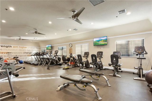 40502 Via Amapola, Murrieta, CA 92562