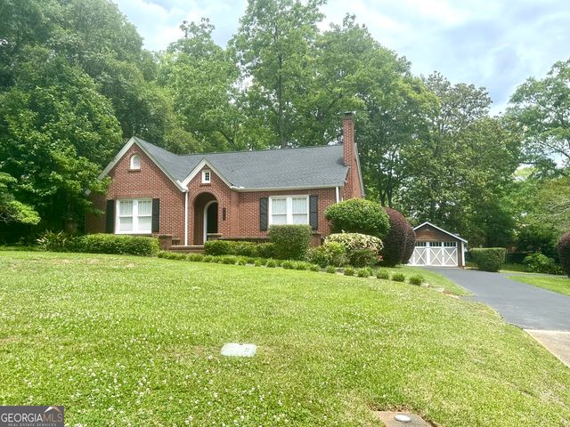 704 Woodland Drive, Griffin, GA 30224