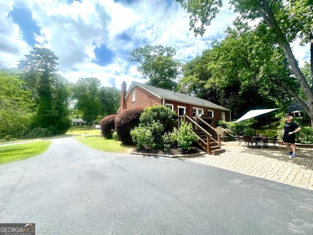 704 Woodland Drive, Griffin, GA 30224