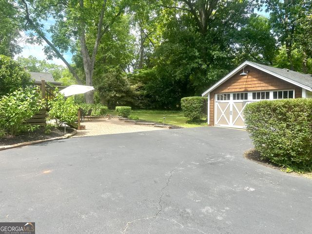 704 Woodland Drive, Griffin, GA 30224