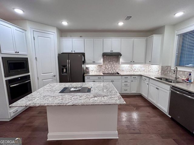 311 Honey Locust Court, Peachtree City, GA 30269