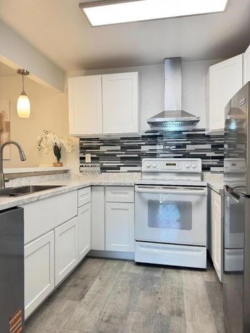 5705 Makati Circle F, San Jose, CA 95123