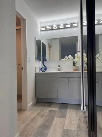 5705 Makati Circle F, San Jose, CA 95123