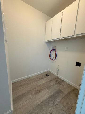 5705 Makati Circle F, San Jose, CA 95123