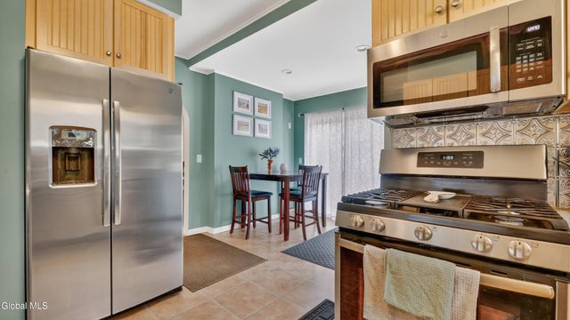709 S Perry Street, Johnstown, NY 12095