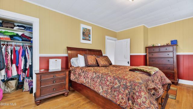 709 S Perry Street, Johnstown, NY 12095