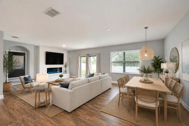 927 Remington Green Drive SE, Palm Bay, FL 32909