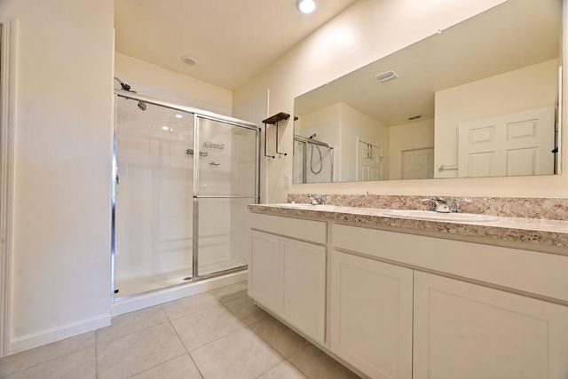 927 Remington Green Drive SE, Palm Bay, FL 32909