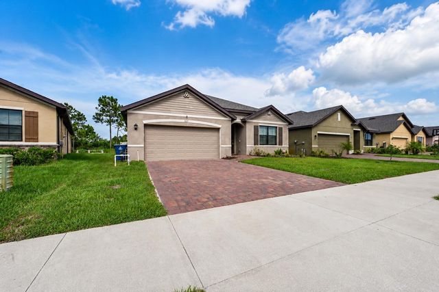 927 Remington Green Drive SE, Palm Bay, FL 32909