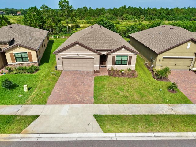 927 Remington Green Drive SE, Palm Bay, FL 32909