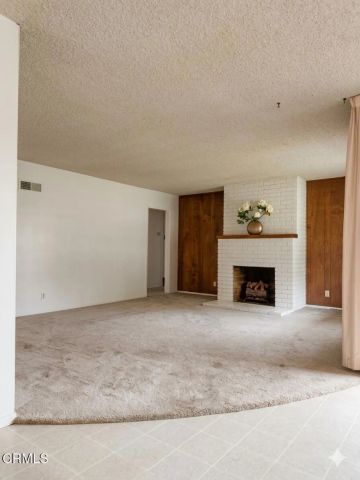 1115 S Saticoy Avenue, Ventura, CA 93004