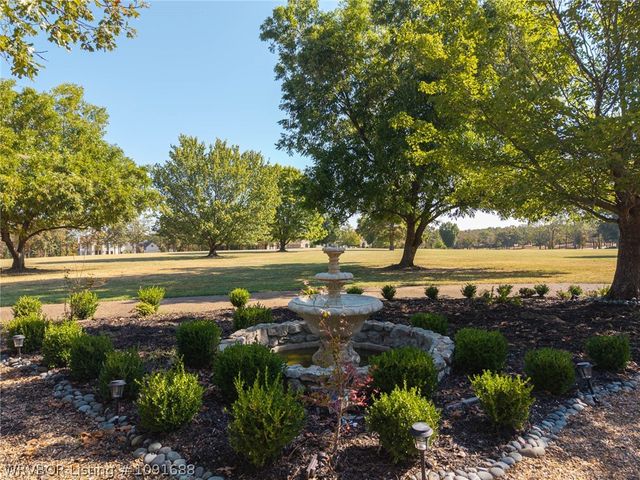 4000 Spring Mountain Drive, Fort Smith, AR 72916