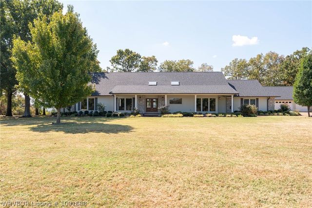 4000 Spring Mountain Drive, Fort Smith, AR 72916