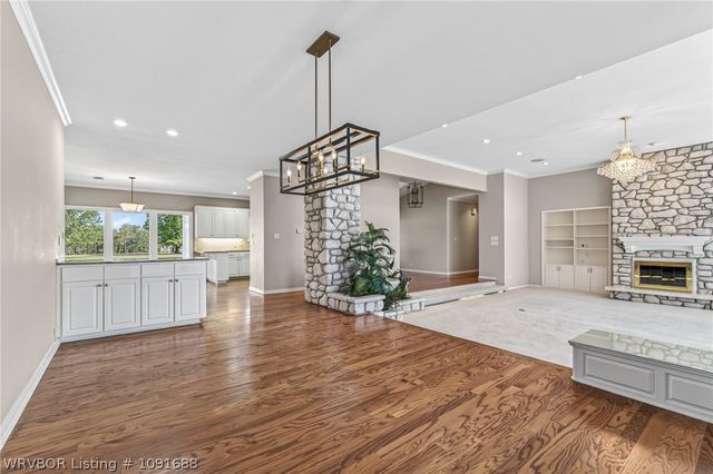 4000 Spring Mountain Drive, Fort Smith, AR 72916