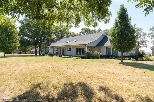 4000 Spring Mountain Drive, Fort Smith, AR 72916