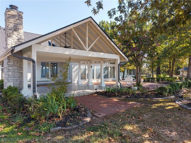 4000 Spring Mountain Drive, Fort Smith, AR 72916