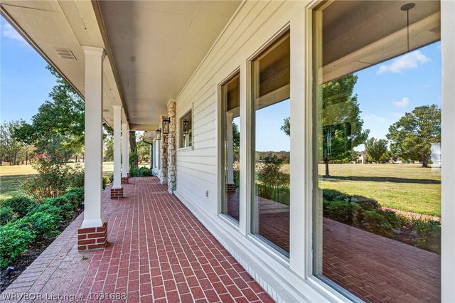 4000 Spring Mountain Drive, Fort Smith, AR 72916