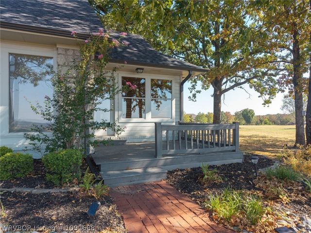 4000 Spring Mountain Drive, Fort Smith, AR 72916