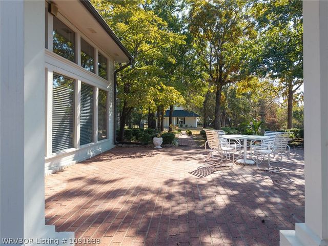 4000 Spring Mountain Drive, Fort Smith, AR 72916