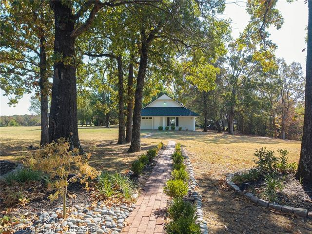 4000 Spring Mountain Drive, Fort Smith, AR 72916