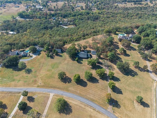 4000 Spring Mountain Drive, Fort Smith, AR 72916