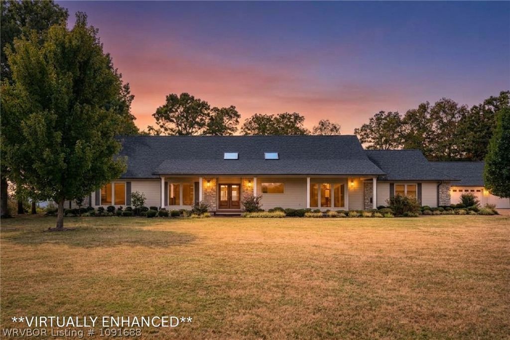 4000 Spring Mountain Drive, Fort Smith, AR 72916