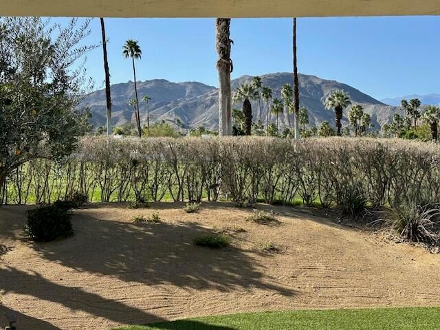 46335 Burroweed Lane, Palm Desert, CA 92260