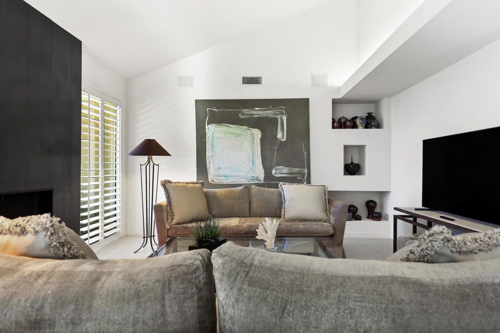 Image 17 of property listing at 46335 Burroweed Lane, Palm Desert, CA 92260