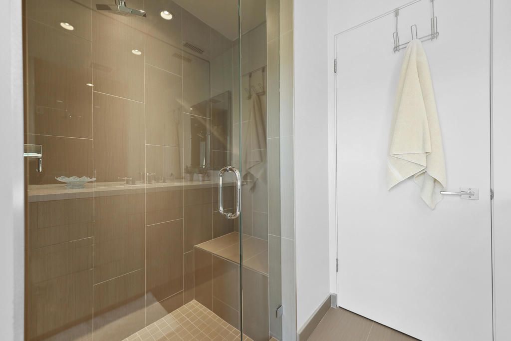 Image 26 of property listing at 46335 Burroweed Lane, Palm Desert, CA 92260