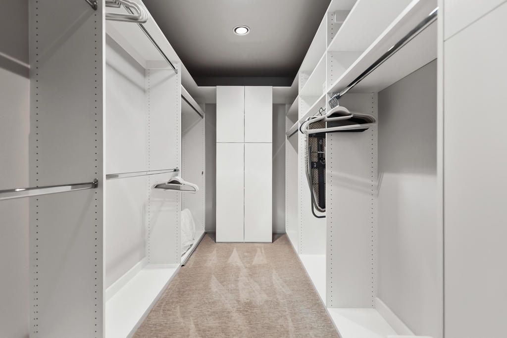 Image 27 of property listing at 46335 Burroweed Lane, Palm Desert, CA 92260