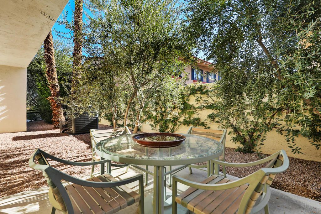 Image 32 of property listing at 46335 Burroweed Lane, Palm Desert, CA 92260