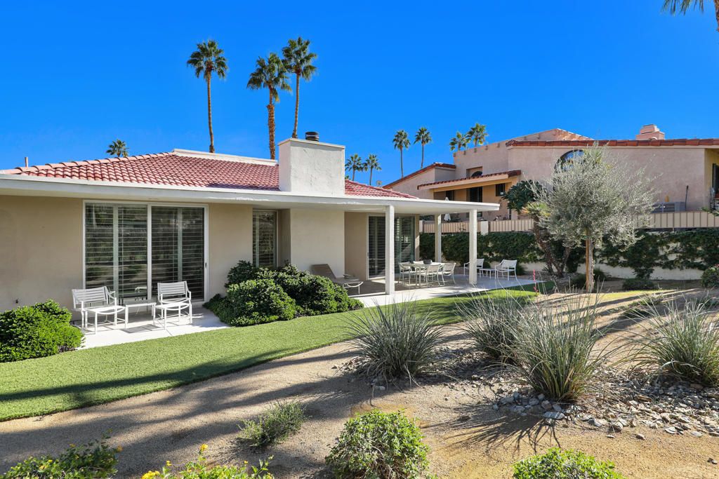 Image 37 of property listing at 46335 Burroweed Lane, Palm Desert, CA 92260