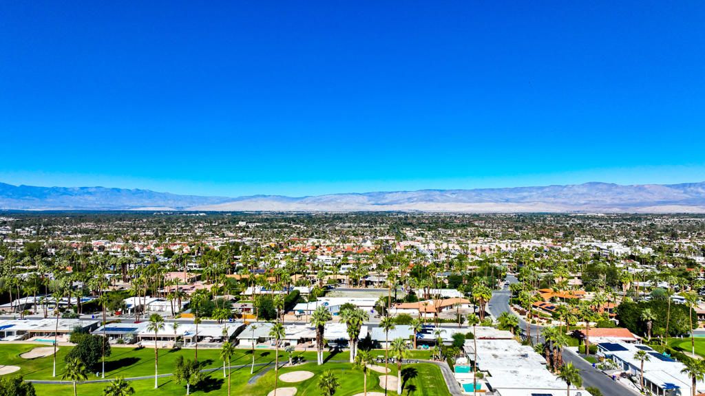 Image 47 of property listing at 46335 Burroweed Lane, Palm Desert, CA 92260