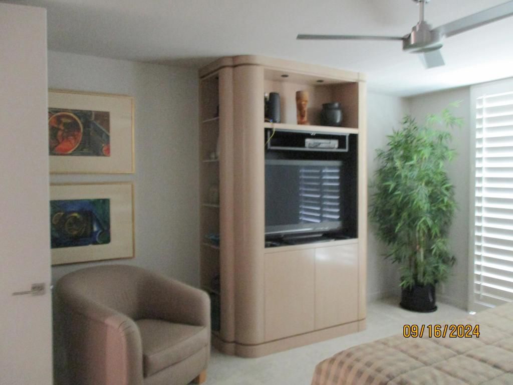 Image 57 of property listing at 46335 Burroweed Lane, Palm Desert, CA 92260