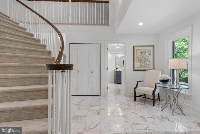 21 SPRINGTON POINTE DR, Newtown Square, PA 19073