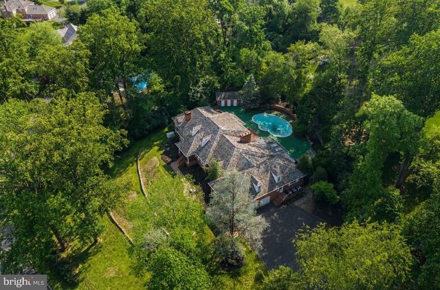 21 SPRINGTON POINTE DR, Newtown Square, PA 19073