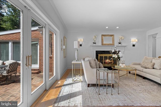 21 SPRINGTON POINTE DR, Newtown Square, PA 19073