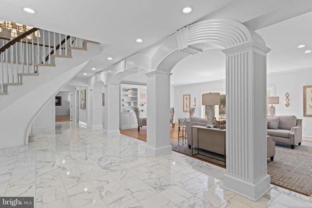 21 SPRINGTON POINTE DR, Newtown Square, PA 19073
