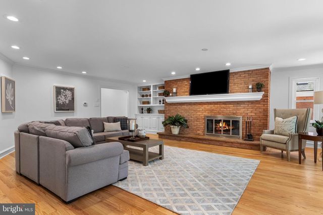 21 SPRINGTON POINTE DR, Newtown Square, PA 19073