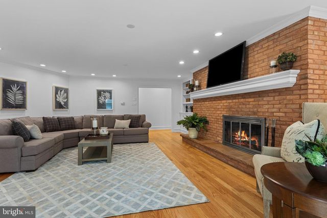 21 SPRINGTON POINTE DR, Newtown Square, PA 19073