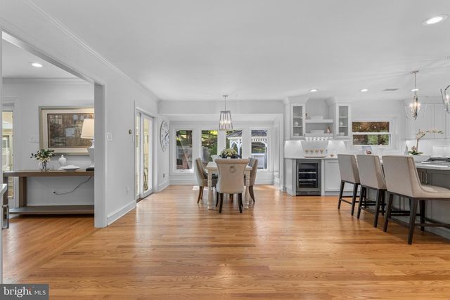 21 SPRINGTON POINTE DR, Newtown Square, PA 19073