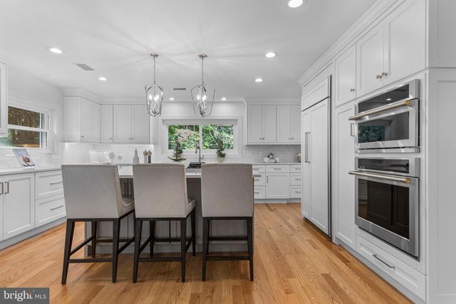 21 SPRINGTON POINTE DR, Newtown Square, PA 19073