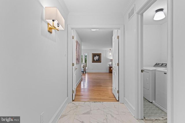 21 SPRINGTON POINTE DR, Newtown Square, PA 19073