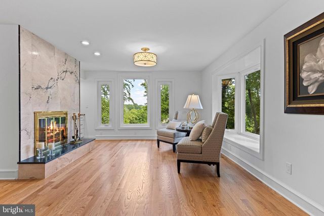 21 SPRINGTON POINTE DR, Newtown Square, PA 19073