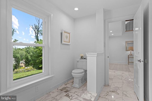 21 SPRINGTON POINTE DR, Newtown Square, PA 19073